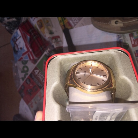 Fossil Gold Watch - Picture 3 of 5